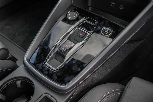 2025 Audi A3 35 TFSI S line GY