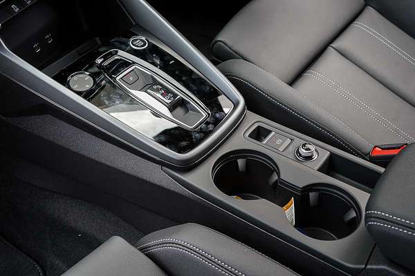 2025 Audi A3 35 TFSI S line GY