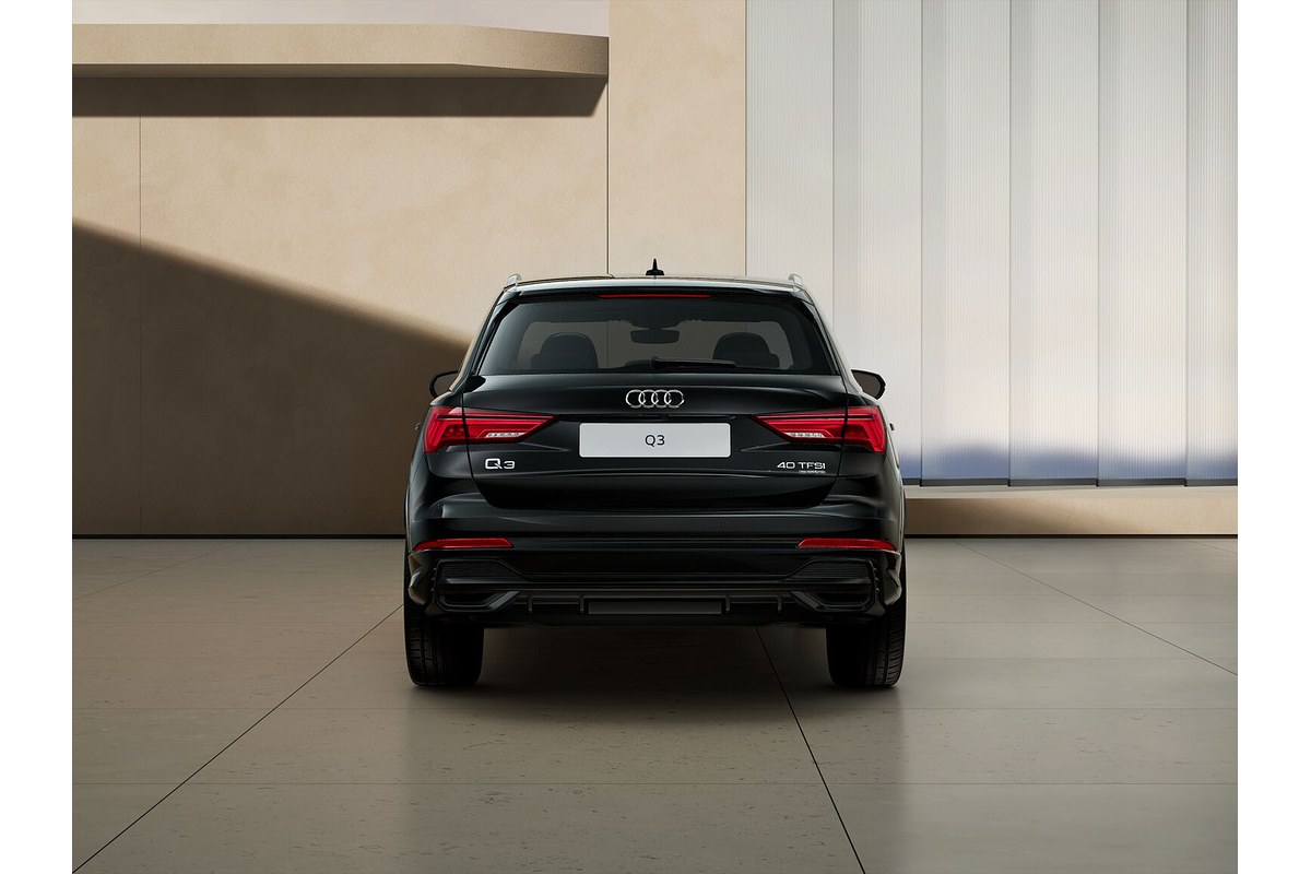 2025 Audi Q3 35 TFSI S line edition F3
