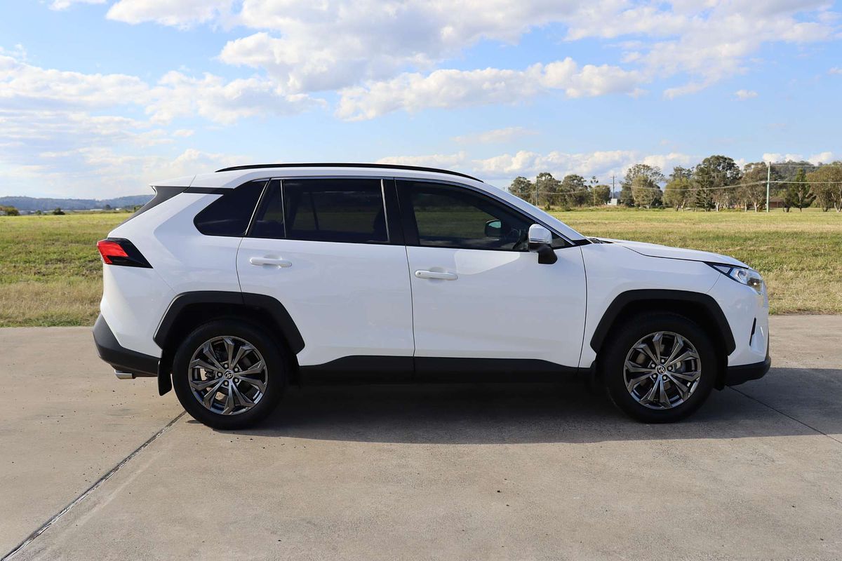 2023 Toyota RAV4 GXL MXAA52R