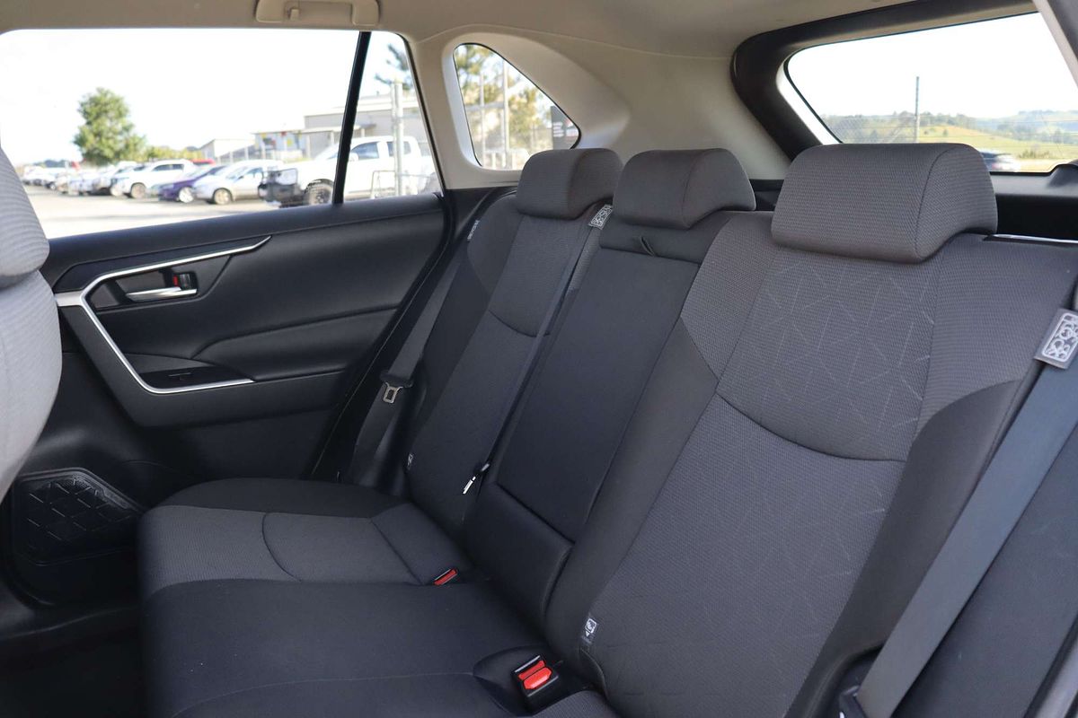 2023 Toyota RAV4 GXL MXAA52R
