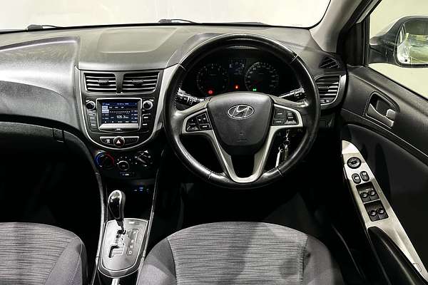 2017 Hyundai Accent Sport RB6