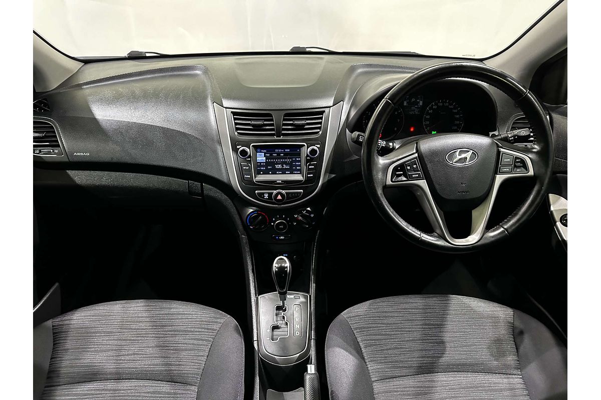 2017 Hyundai Accent Sport RB6