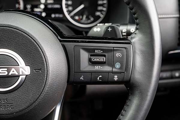2023 Nissan Pathfinder ST-L R53
