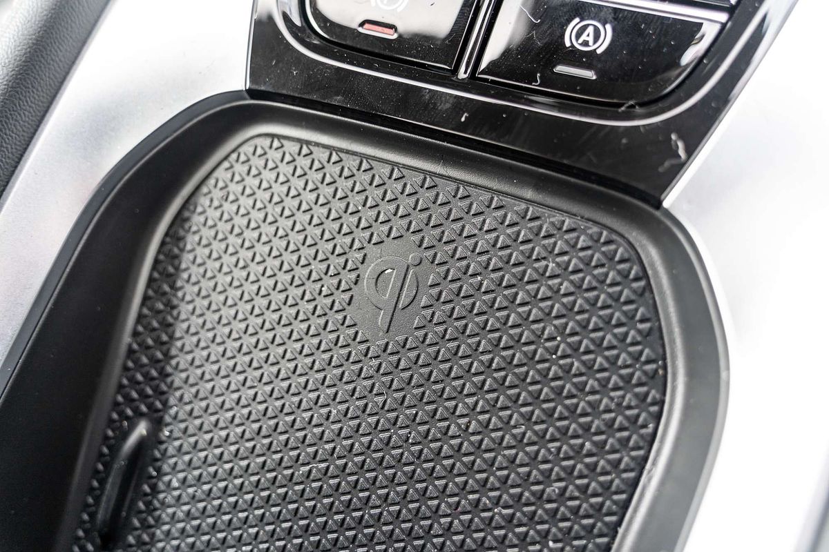 2025 MG HS Super Hybrid Essence AS33P