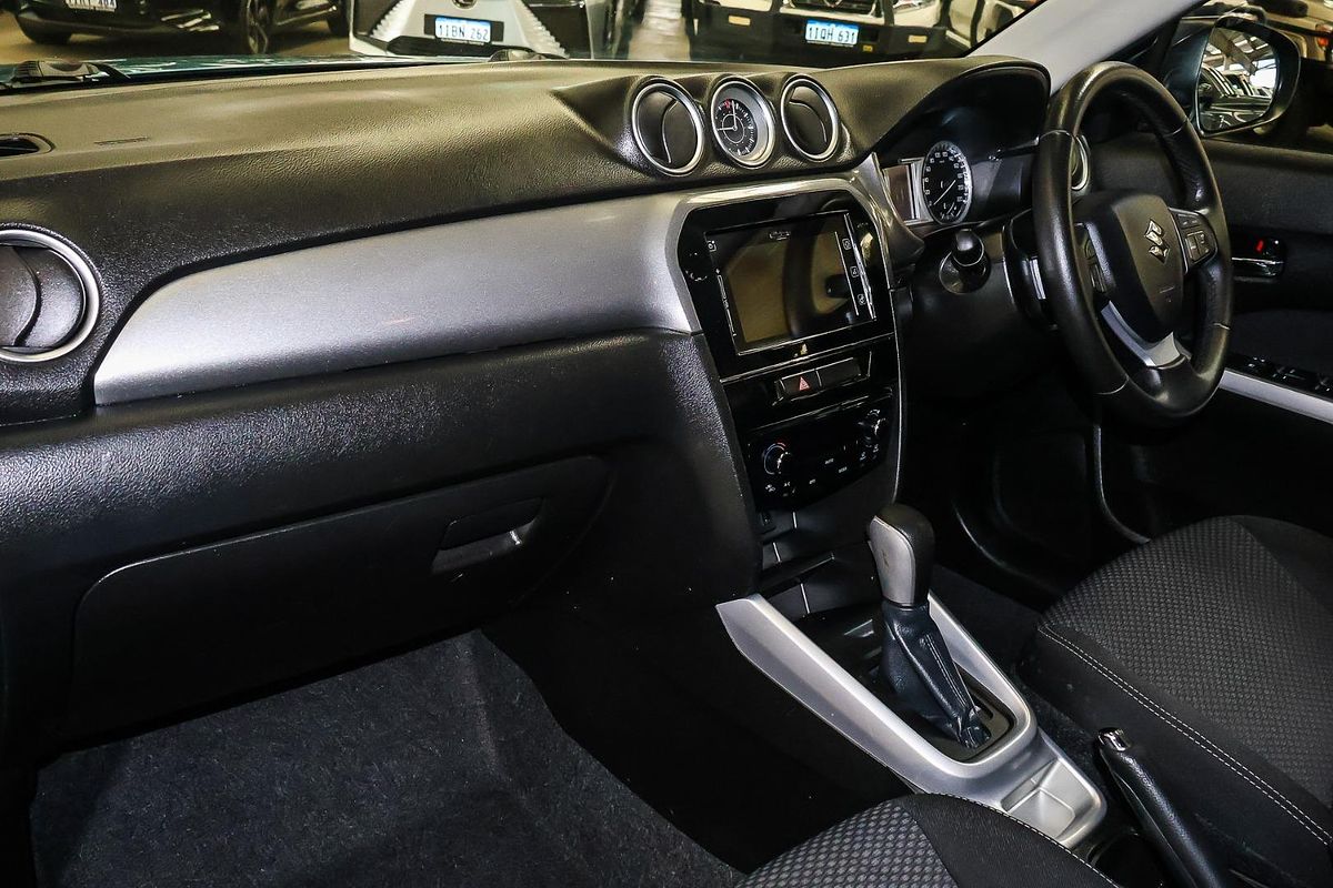 2017 Suzuki Vitara RT-S LY