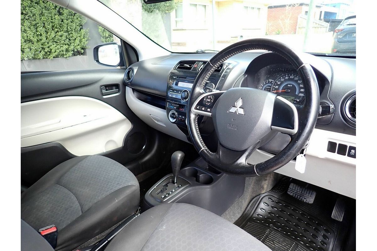 2014 Mitsubishi Mirage ES LA
