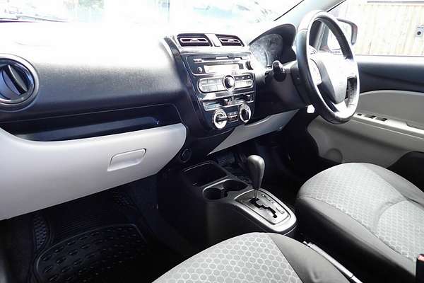 2014 Mitsubishi Mirage ES LA