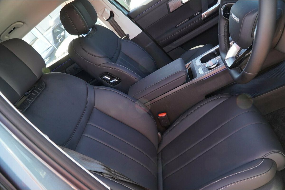 2025 Jaecoo J7 Track