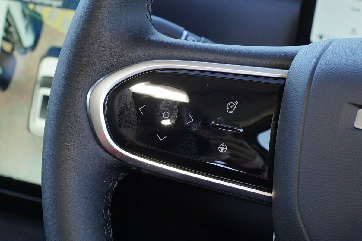 2025 Jaecoo J7 Track