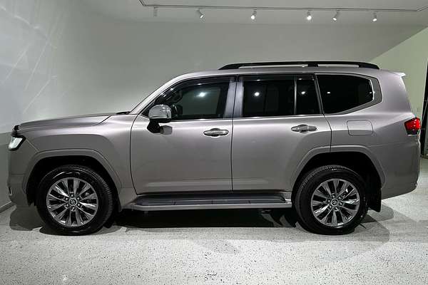 2024 Toyota Landcruiser Sahara ZX FJA300R