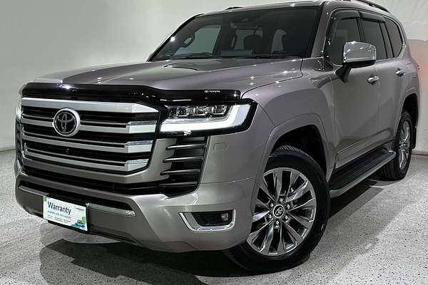 2024 Toyota Landcruiser Sahara ZX FJA300R