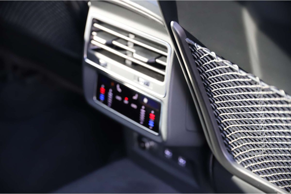 2020 Audi SQ8 TDI F1