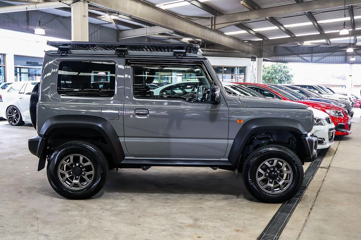 2023 Suzuki Jimny GLX GJ