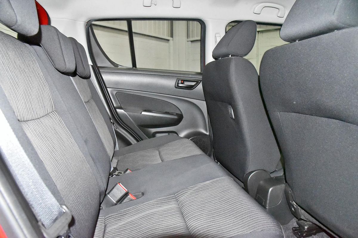 2012 Suzuki Swift GA FZ