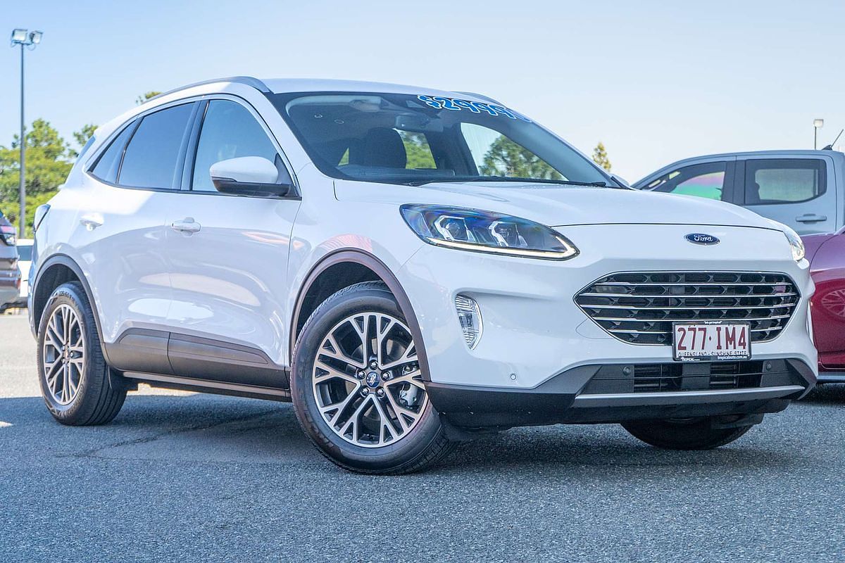 2023 Ford Escape ZH