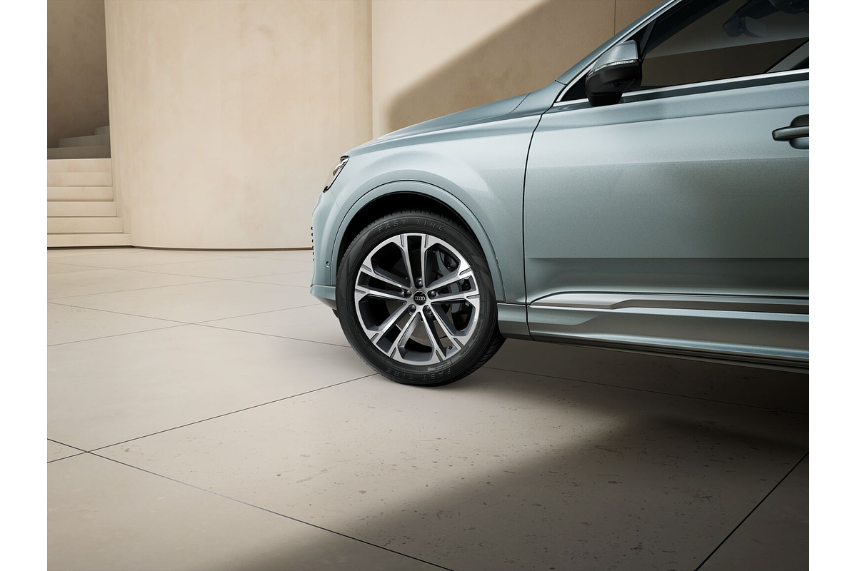 2024 Audi Q7 45 TFSI 4M