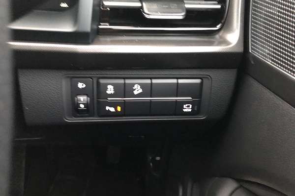 2025 KGM SsangYong Musso Ultimate Q261 4X4 LWB