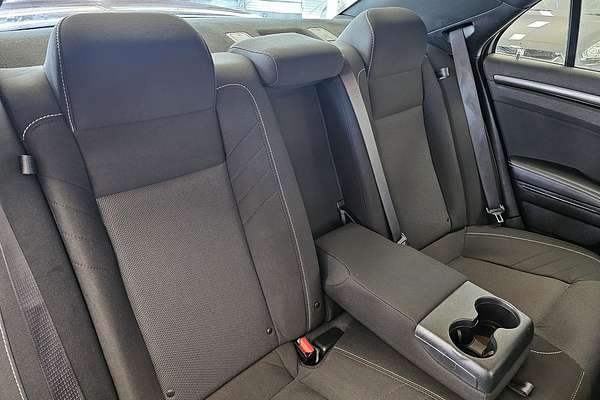 2021 Chrysler 300 SRT Core LX