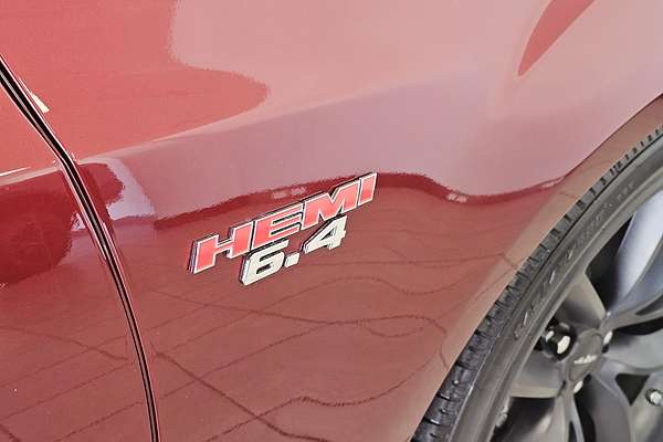2021 Chrysler 300 SRT Core LX