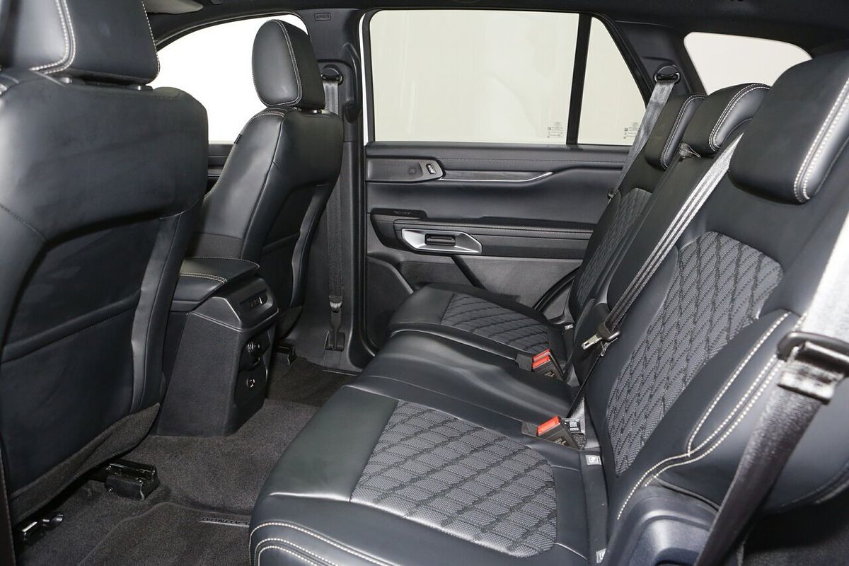 2024 Ford Everest Platinum 3.0L