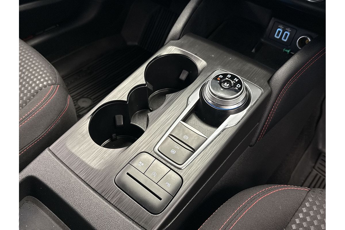 2020 Ford Escape ST-Line ZH