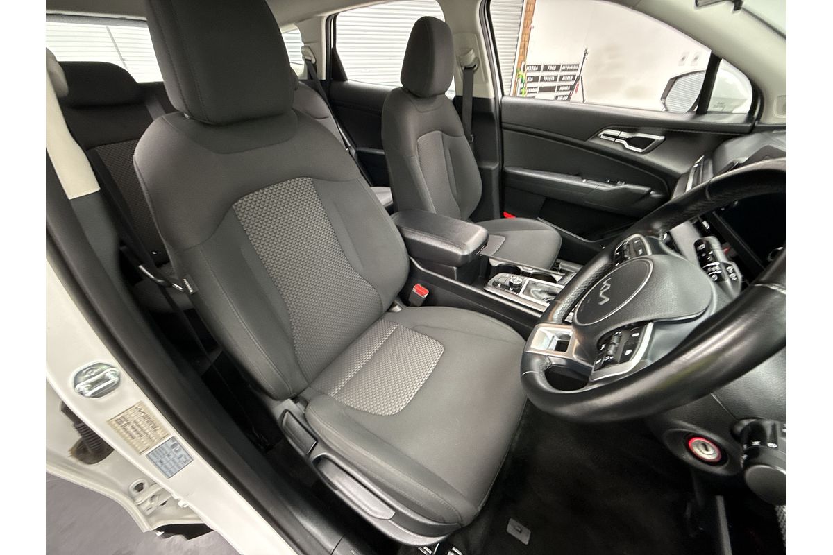 2023 Kia Sportage S NQ5