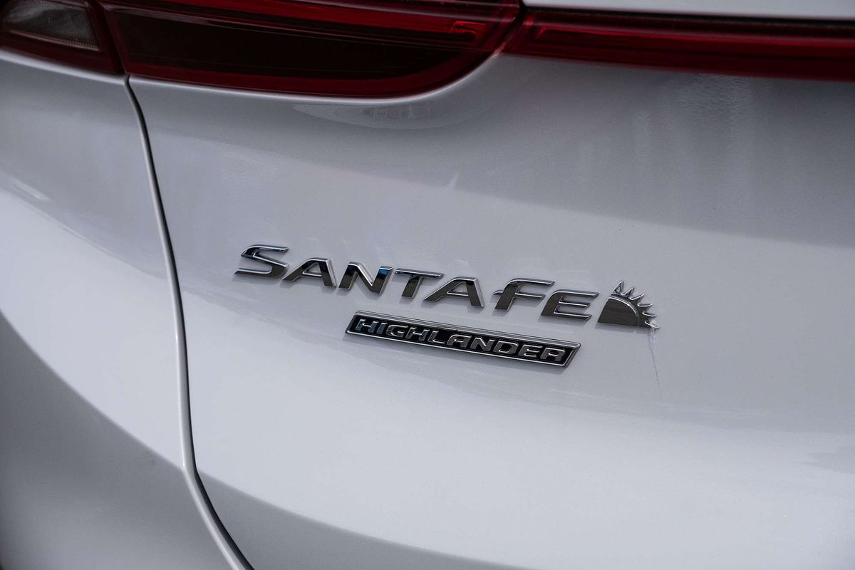 2022 Hyundai Santa Fe Hybrid Highlander TM.V4