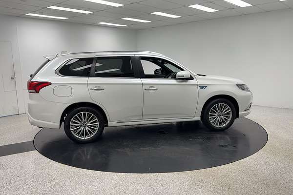2021 Mitsubishi Outlander PHEV Exceed ZL