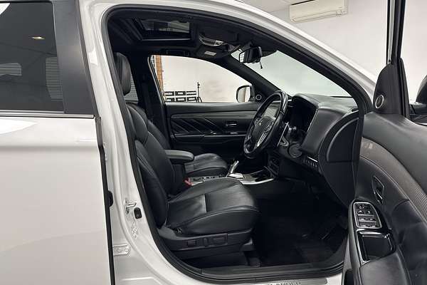 2021 Mitsubishi Outlander PHEV Exceed ZL