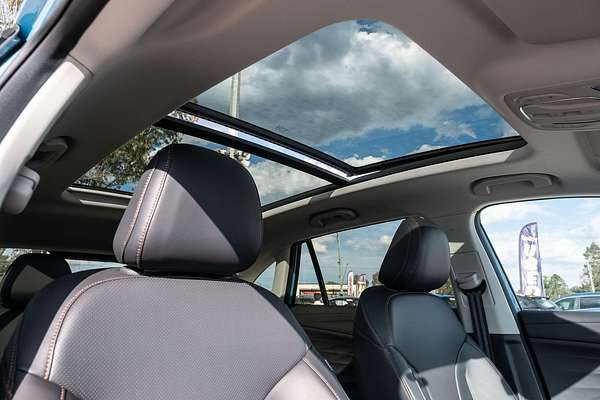 2024 MG HS Essence AS33