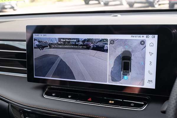 2024 MG HS Essence AS33