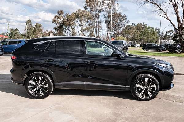 2024 MG HS Essence AS33