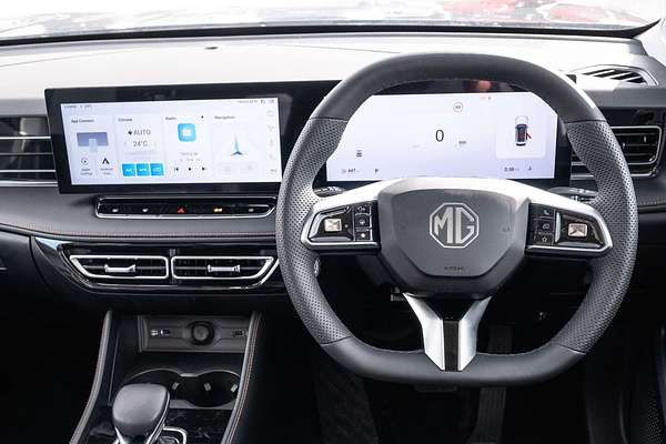 2024 MG HS Essence AS33