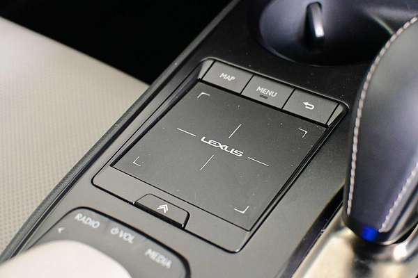 2022 Lexus UX UX300e Luxury KMA10R