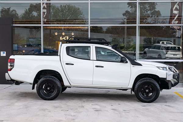 2020 Mitsubishi Triton GLX MR 4X4