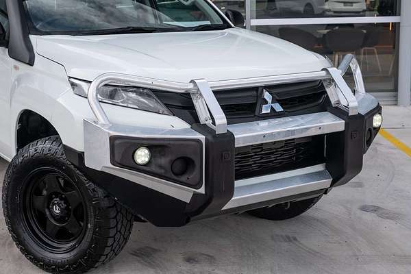 2020 Mitsubishi Triton GLX MR 4X4