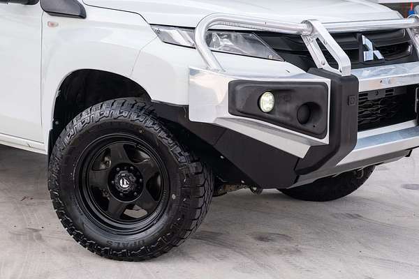 2020 Mitsubishi Triton GLX MR 4X4