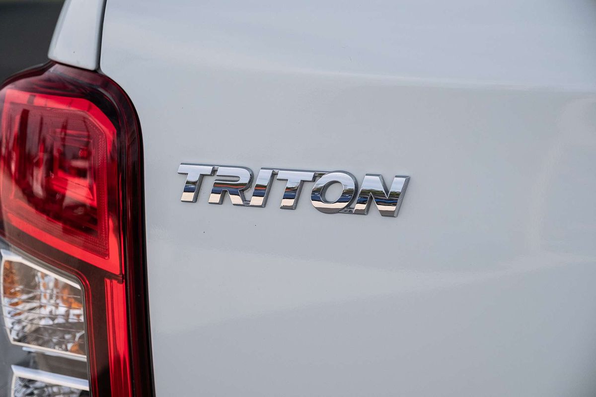 2020 Mitsubishi Triton GLX MR 4X4