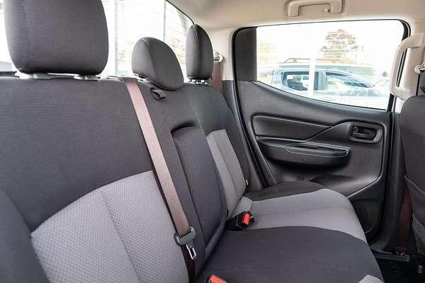 2020 Mitsubishi Triton GLX MR 4X4