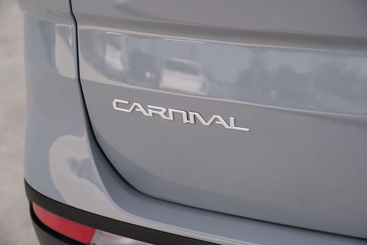 2023 Kia Carnival S KA4