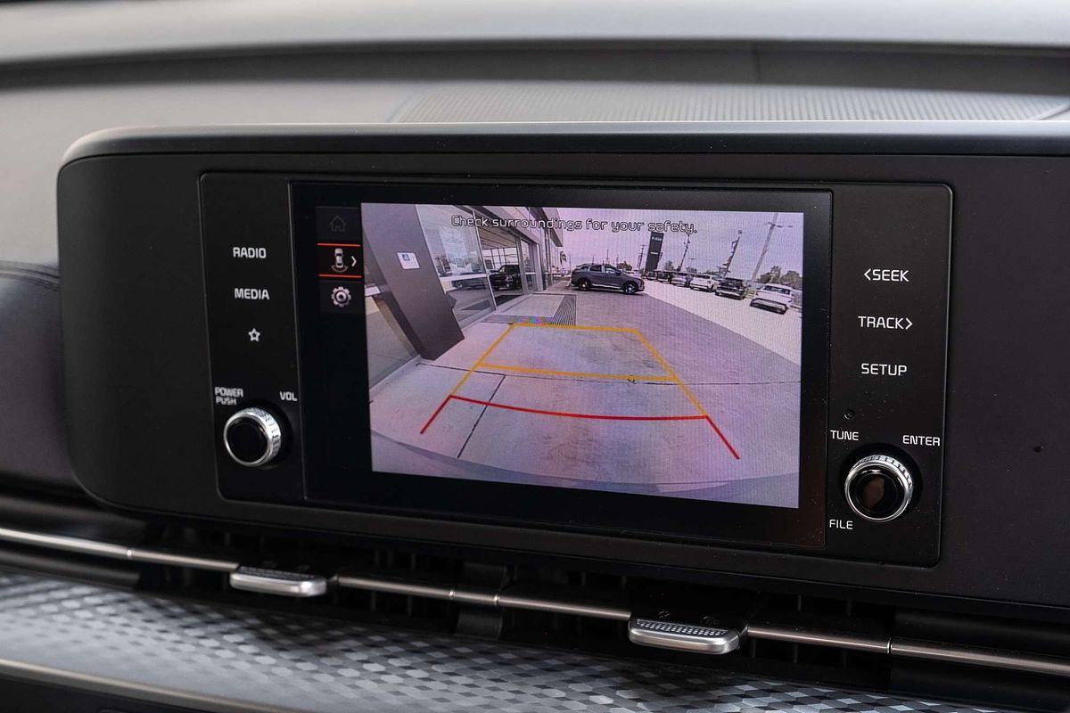 2023 Kia Carnival S KA4