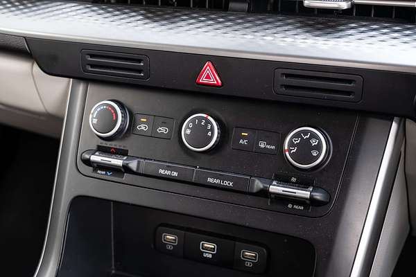 2023 Kia Carnival S KA4