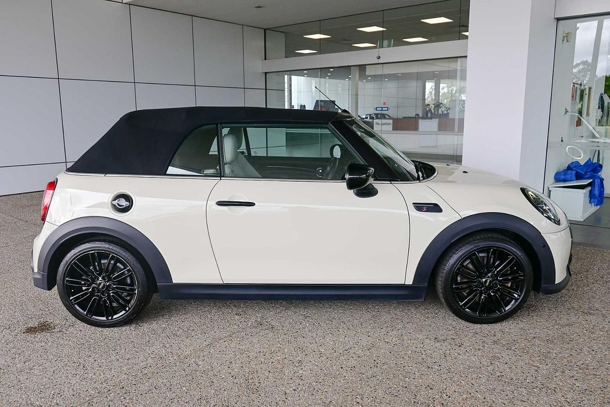 2022 MINI Convertible Cooper S Classic F57 LCI-2