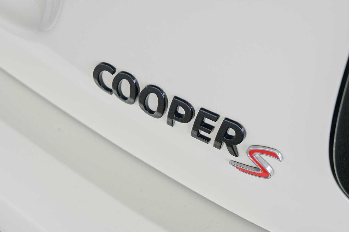 2022 MINI Convertible Cooper S Classic F57 LCI-2