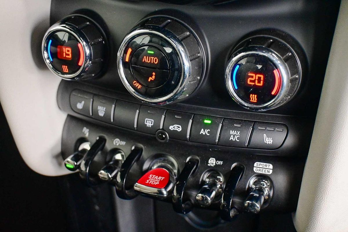 2022 MINI Convertible Cooper S Classic F57 LCI-2