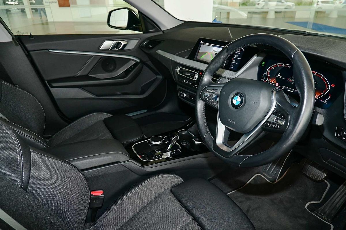 2022 BMW 2 Series 218i M Sport F44