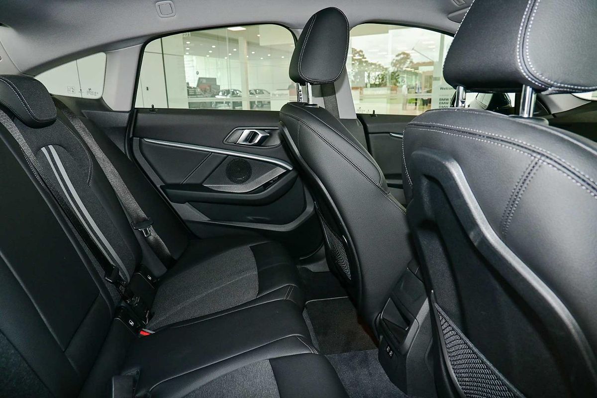 2022 BMW 2 Series 218i M Sport F44
