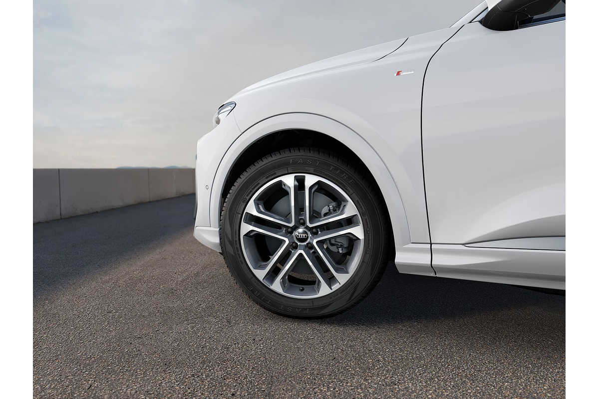 2025 Audi Q5 TDI 150kW GU