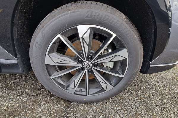 2024 MG HS Excite AS33